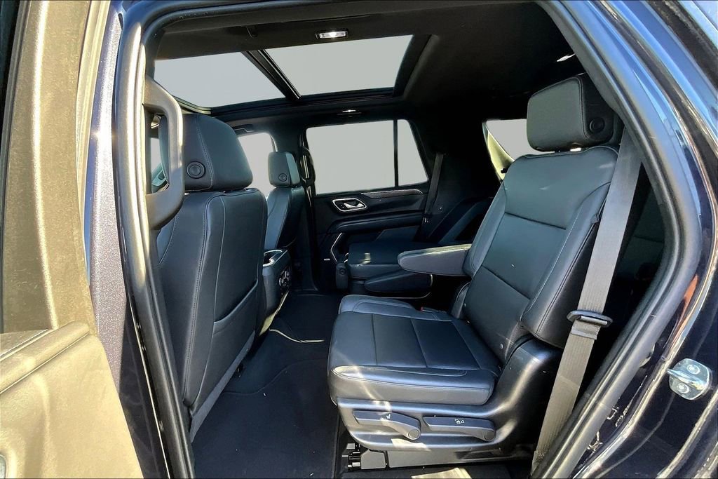 Used 2022 Chevrolet Tahoe Z71 w/ Luxury Package image 23