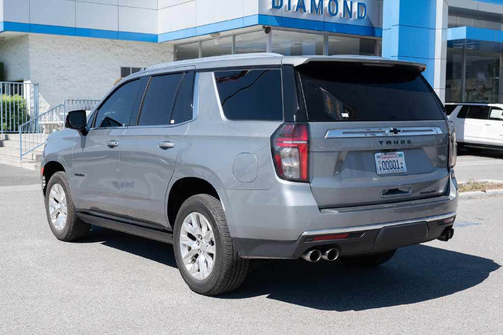 Used 2023 Chevrolet Tahoe Premier w/ Premium Package 2 AWD/4WD image 6