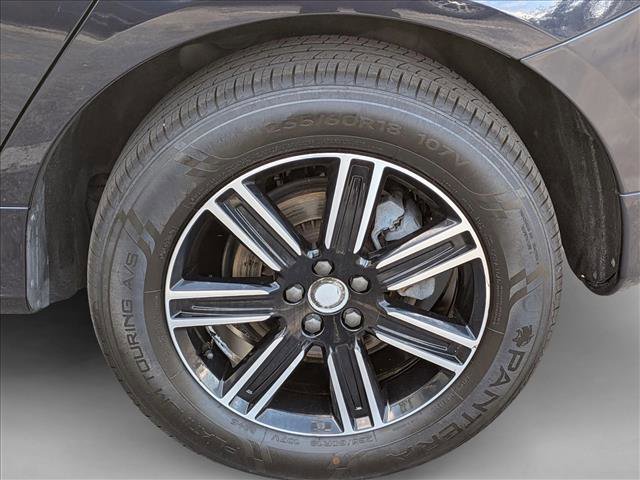 Used 2017 Volvo XC60 T5 Dynamic w/ Preferred Option Package FWD image 23
