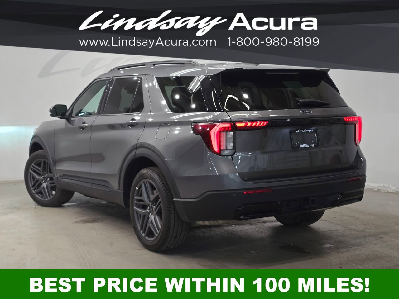 Used 2025 Ford Explorer ST-Line w/ ST-Line Street Pack AWD/4WD image 4