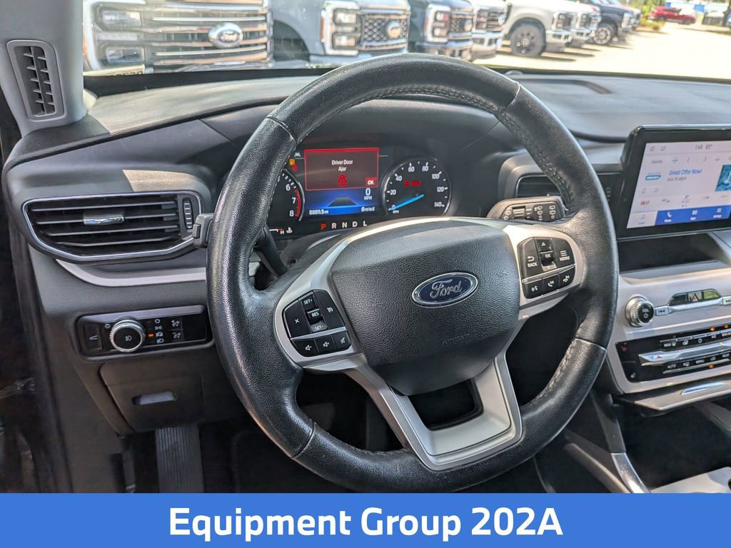 Used 2023 Ford Explorer XLT w/ Equipment Group 202A RWD image 14