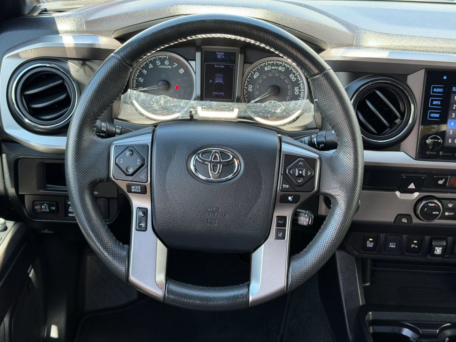 Used 2019 Toyota Tacoma Limited RWD image 11