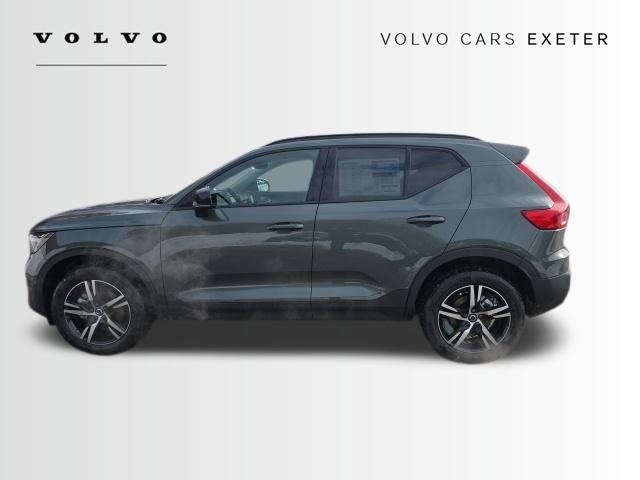 New 2026 Volvo XC40 B5 Core w/ Climate Package AWD/4WD image 4