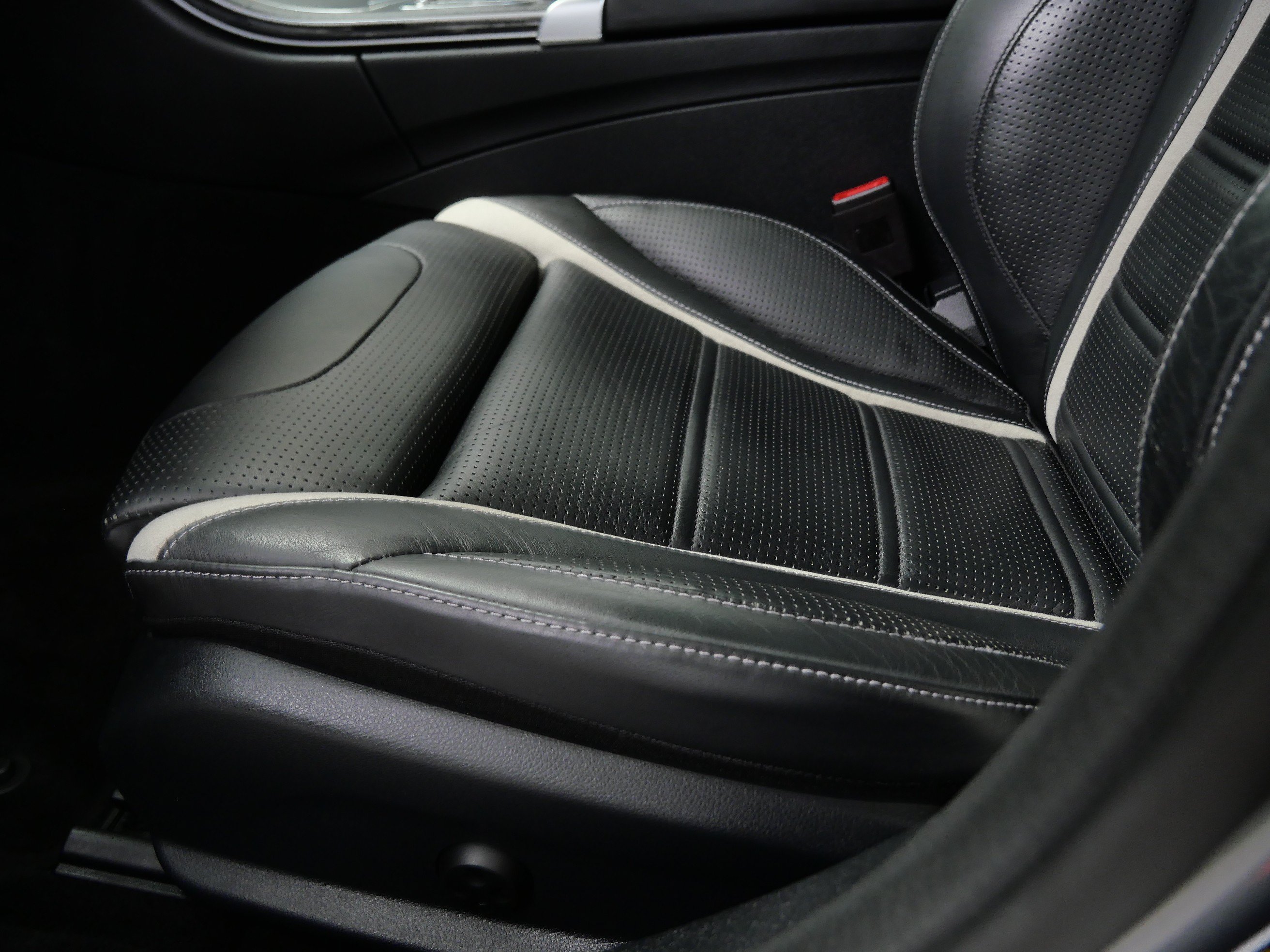 Used 2019 Mercedes-Benz C 63 AMG S image 19