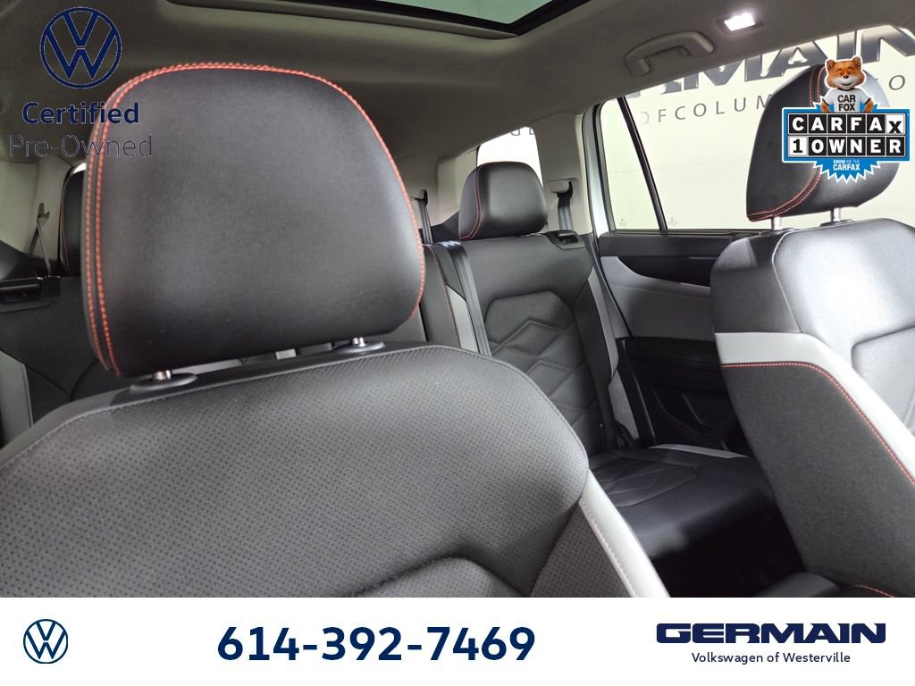 Certified 2025 Volkswagen Atlas Peak Edition SE AWD/4WD image 15