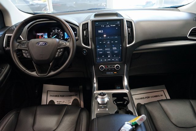 Used 2022 Ford Edge Titanium image 38