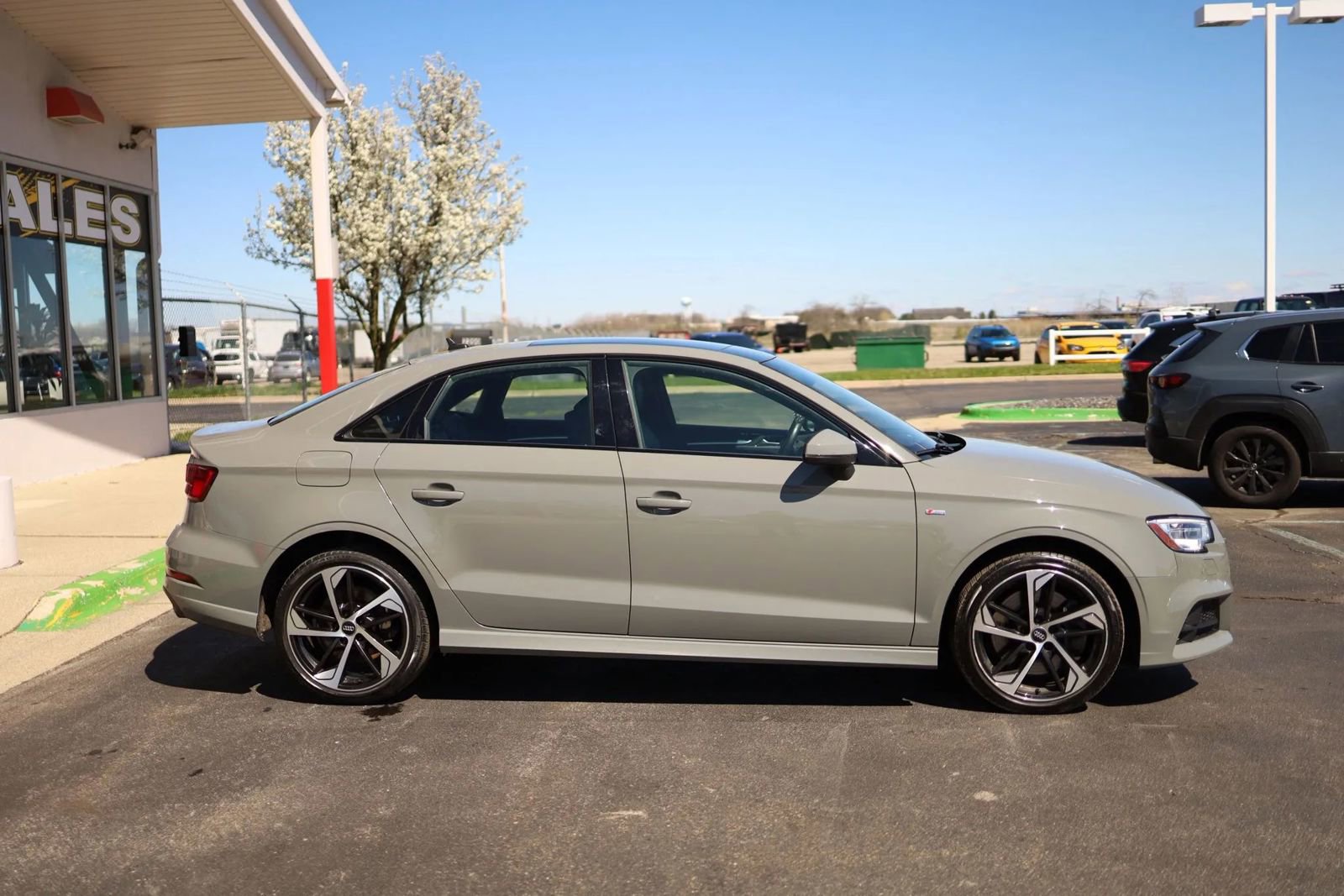 Used 2020 Audi A3 2.0T Premium w/ Final Edition Package AWD/4WD image 4