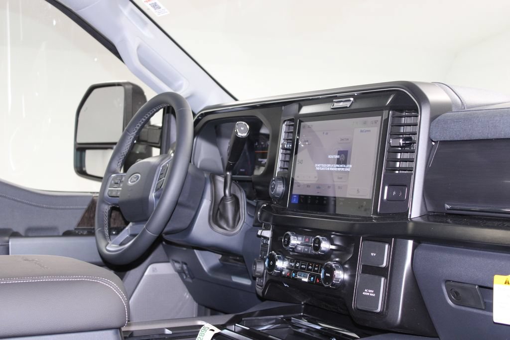 New 2026 Ford F250 Lariat w/ Black Appearance Package AWD/4WD image 33