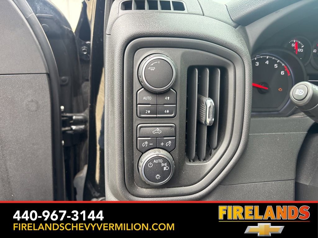 Used 2023 Chevrolet Silverado 1500 Custom Trail Boss w/ LPO, Dark Essentials Package AWD/4WD image 14