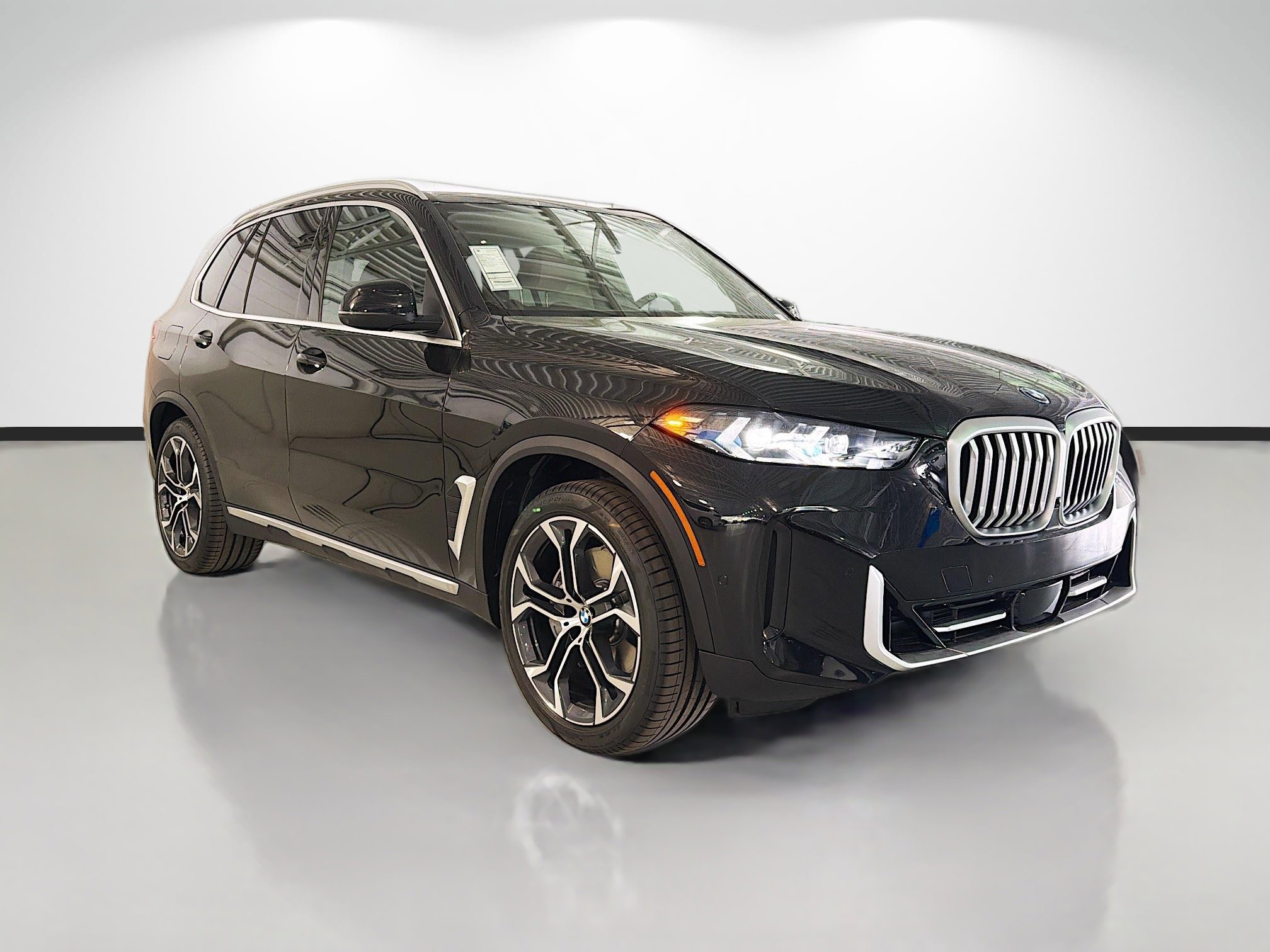 New 2026 BMW X5 xDrive50e AWD/4WD image 1