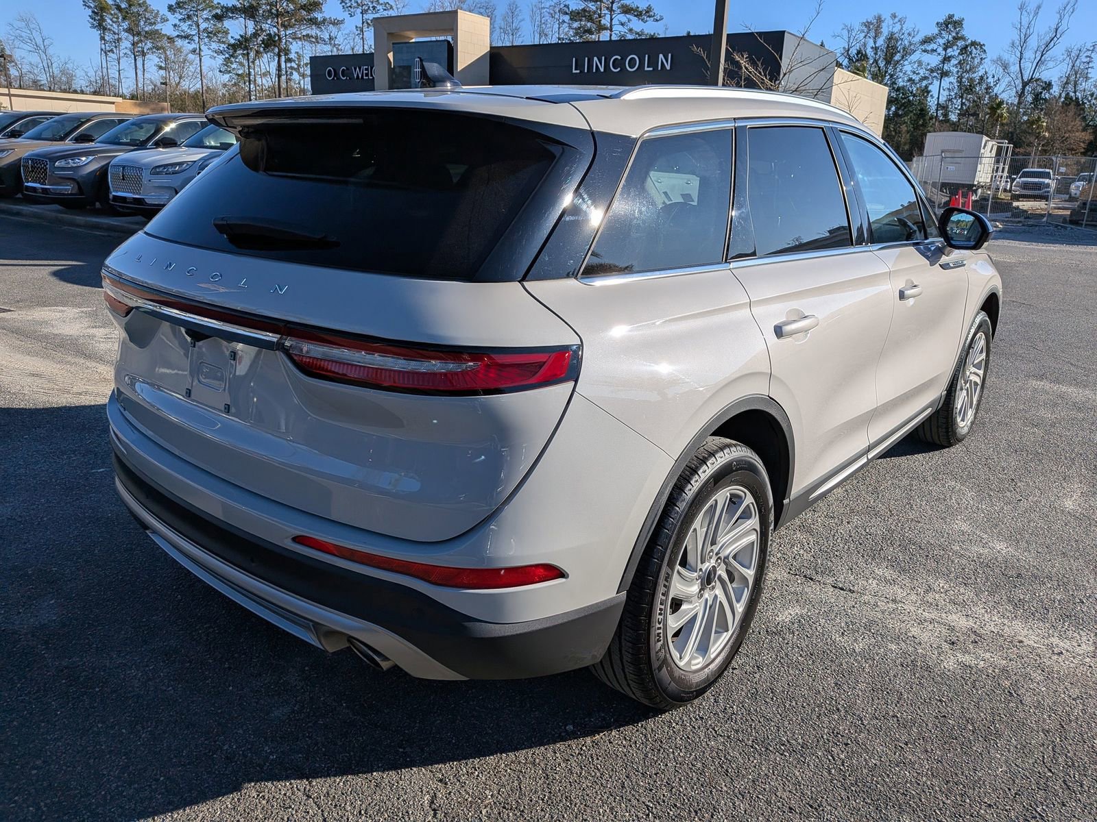 Certified 2022 Lincoln Corsair FWD image 5