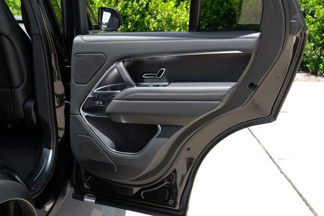 New 2026 Land Rover Range Rover SE AWD/4WD image 56