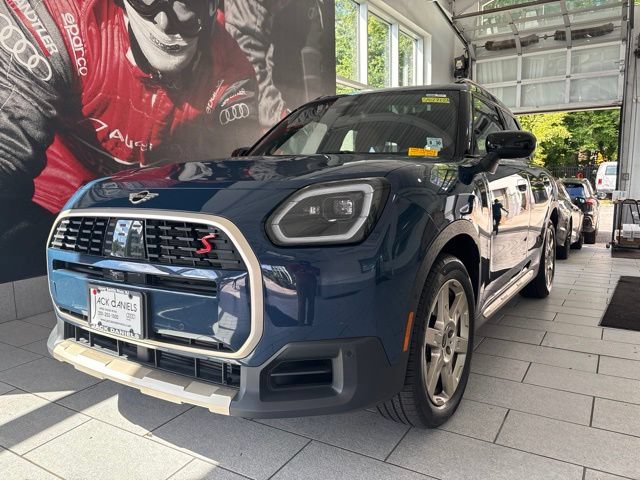 Used 2025 MINI Cooper Countryman S AWD/4WD image 1