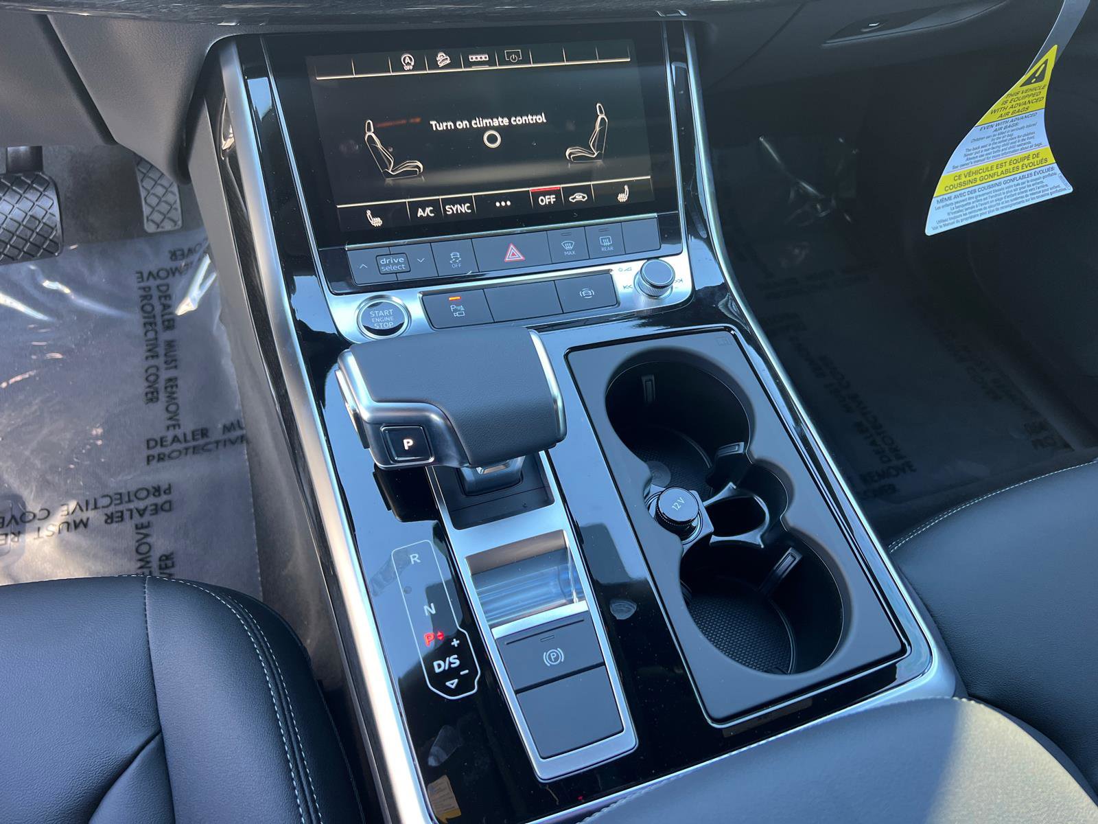 New 2025 Audi Q8 Premium image 25