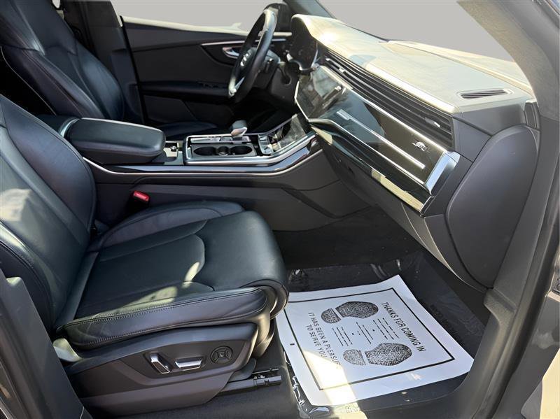Used 2020 Audi Q8 Prestige w/ Prestige Package AWD/4WD image 21