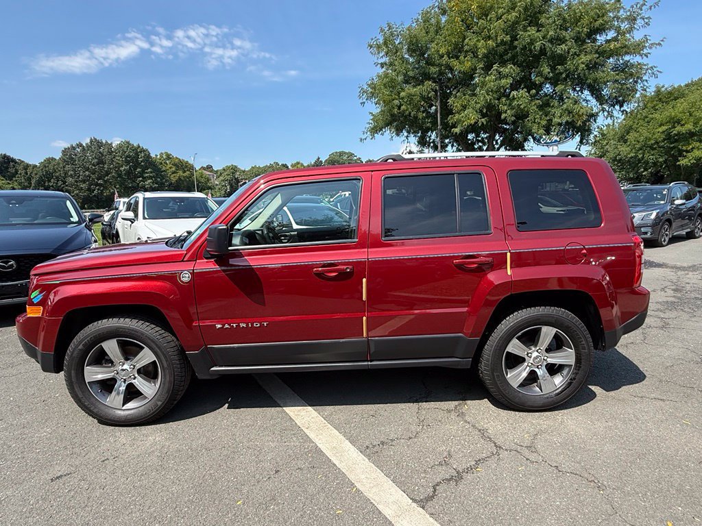 Used 2016 Jeep Patriot High Altitude AWD/4WD image 10