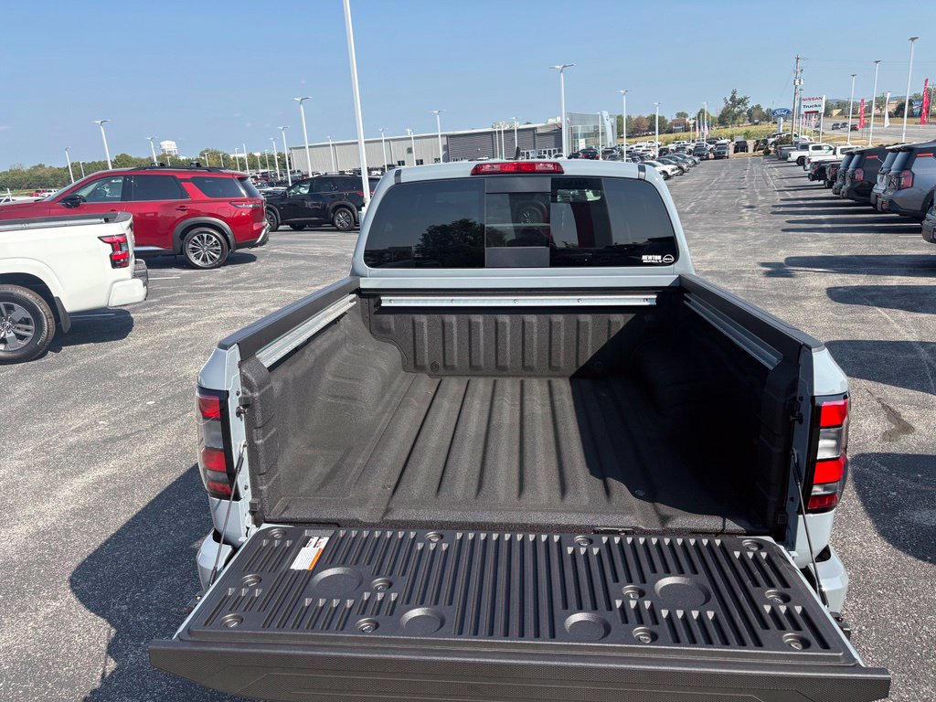 New 2027 Nissan Frontier PRO-4X w/ Pro Premium Package AWD/4WD image 14