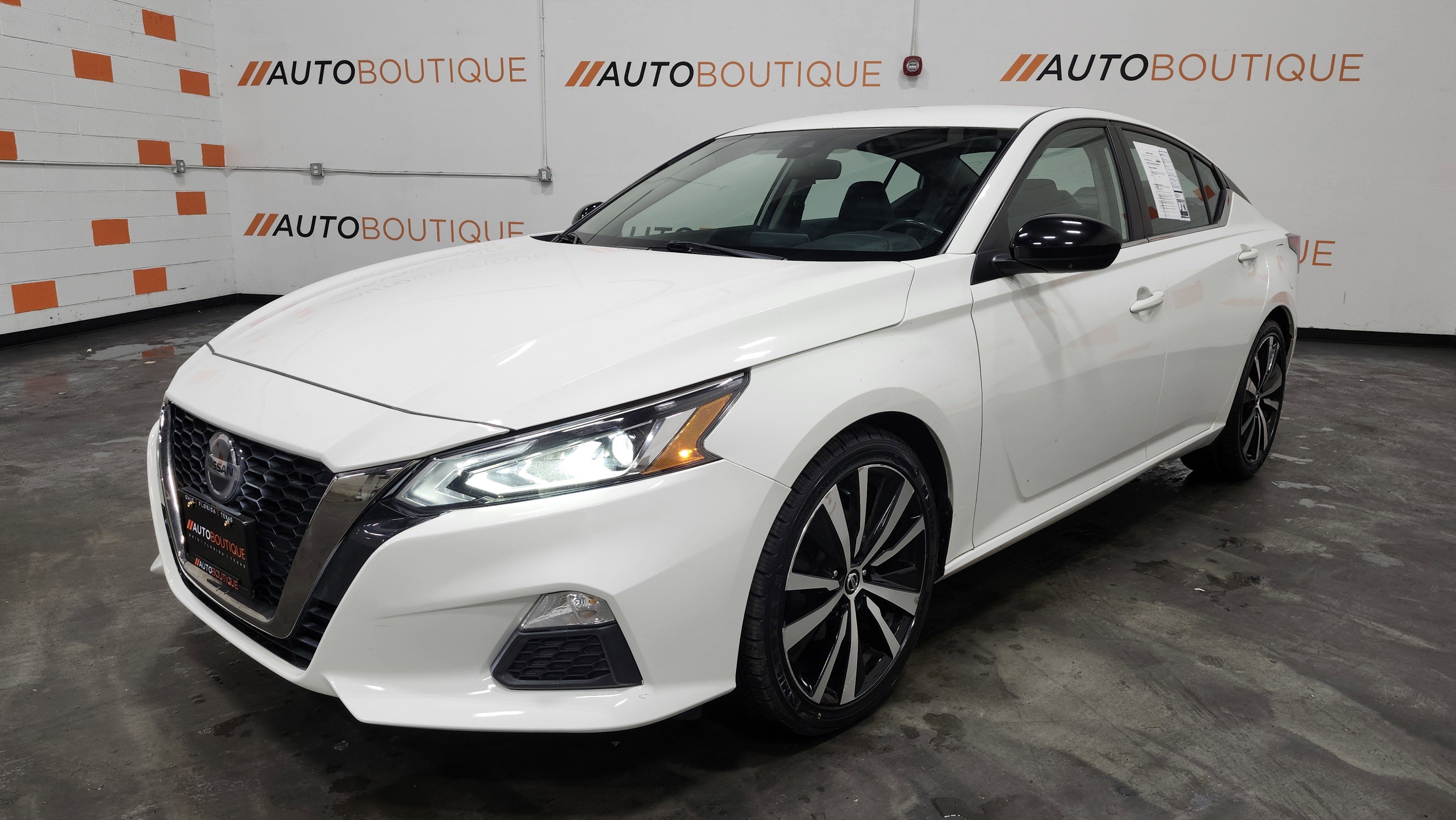 Used 2022 Nissan Altima 2.5 SR image 12