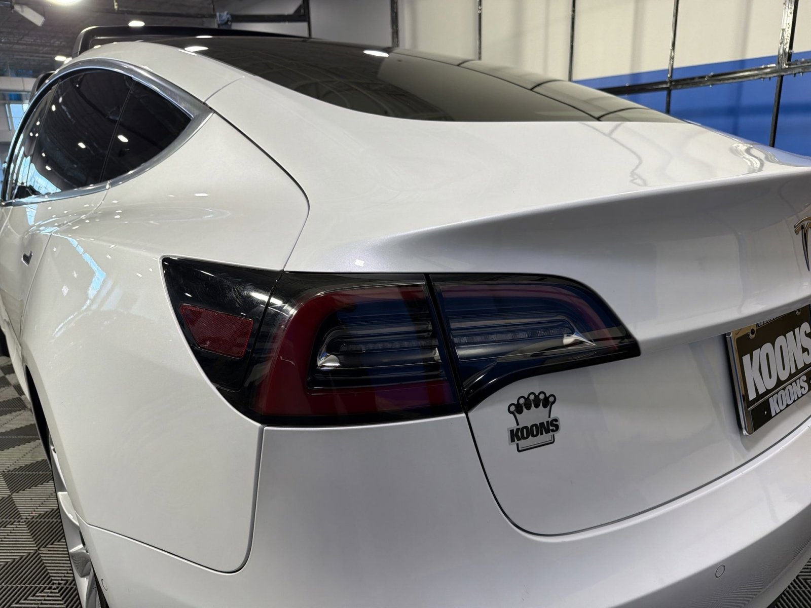 Used 2020 Tesla Model 3 Standard Range Plus image 19