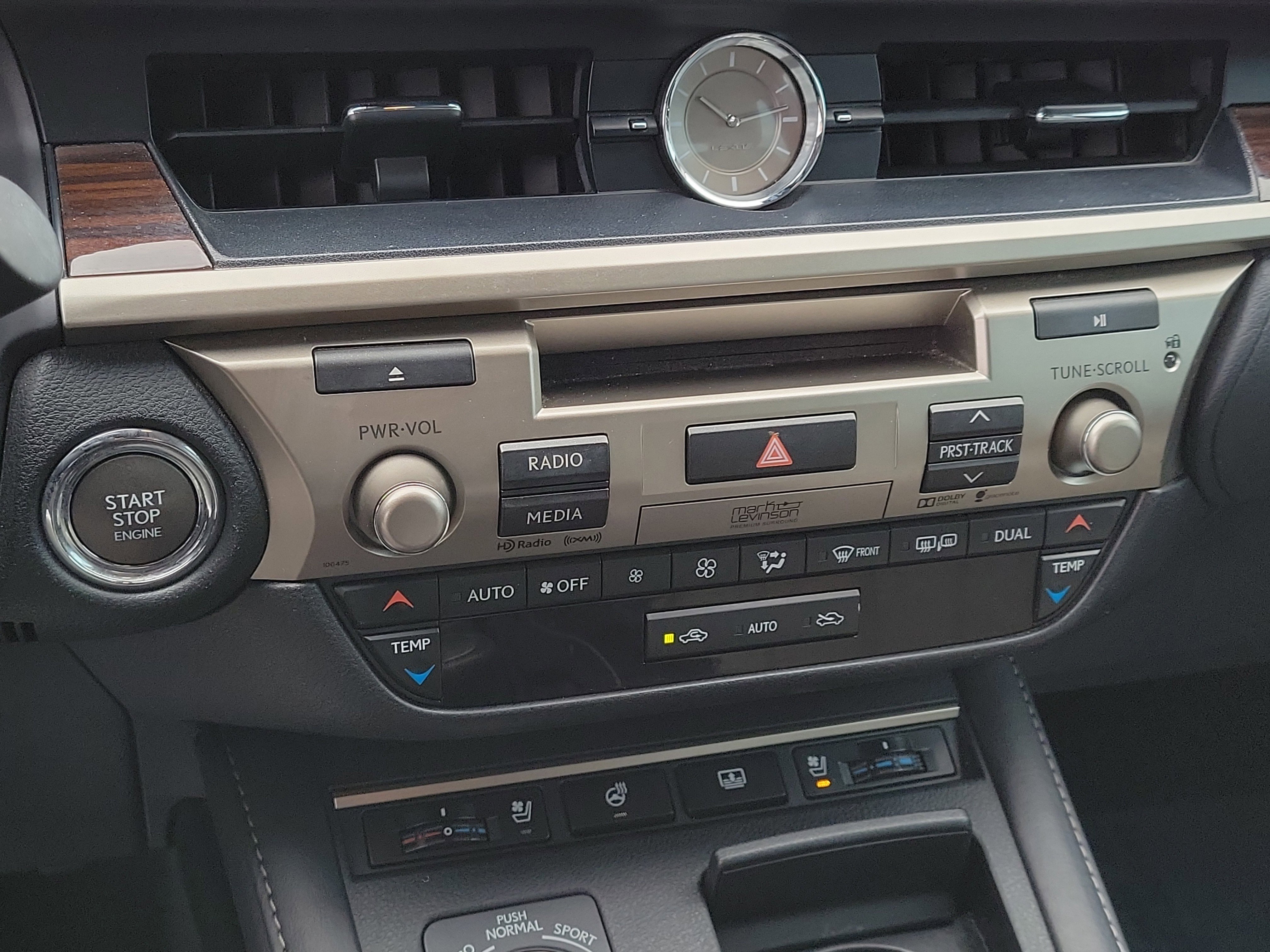 Used 2016 Lexus ES 350 w/ Ultra Luxury Package image 26