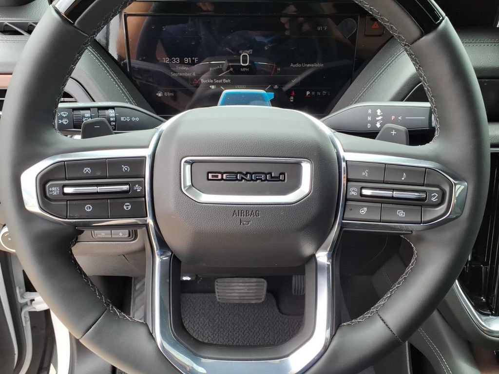 New 2026 GMC Yukon XL Denali w/ Denali Reserve Package RWD image 17