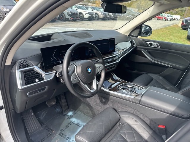 Used 2024 BMW X7 xDrive40i image 79