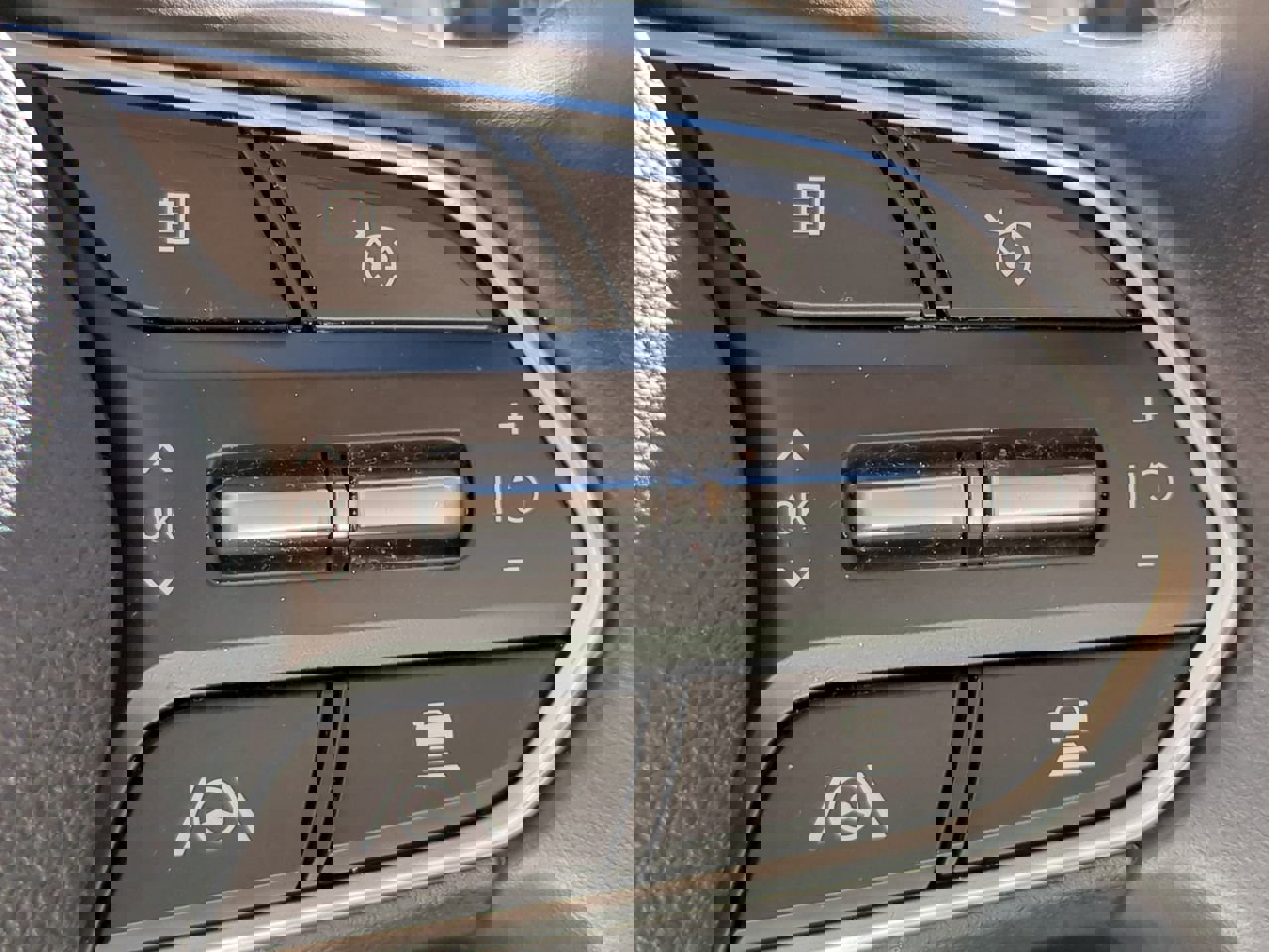 Used 2022 Hyundai Santa Fe SEL w/ Convenience Package image 25