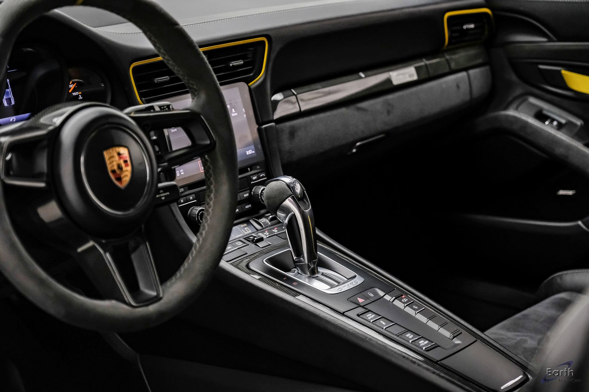 Used 2018 Porsche 911 GT2 RS w/ Weissach Package RWD image 65