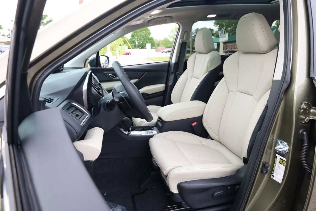New 2026 Subaru Ascent Limited AWD/4WD image 10