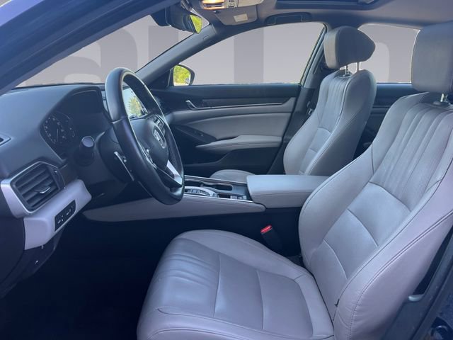 Used 2019 Honda Accord Touring image 10