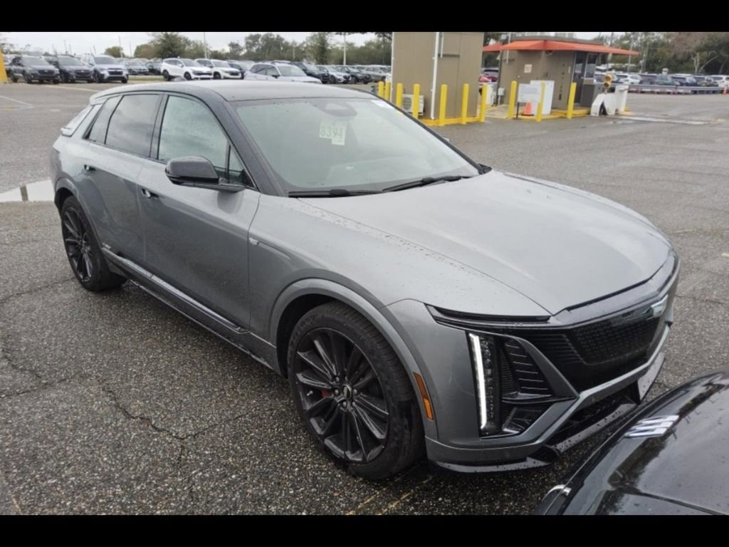 Used 2026 Cadillac Lyriq V image 2