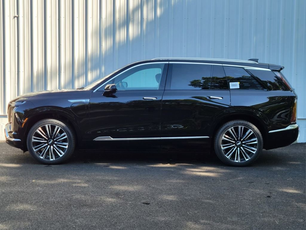 New 2026 Cadillac Vistiq Premium Luxury w/ LPO, Floor Liner Package image 6