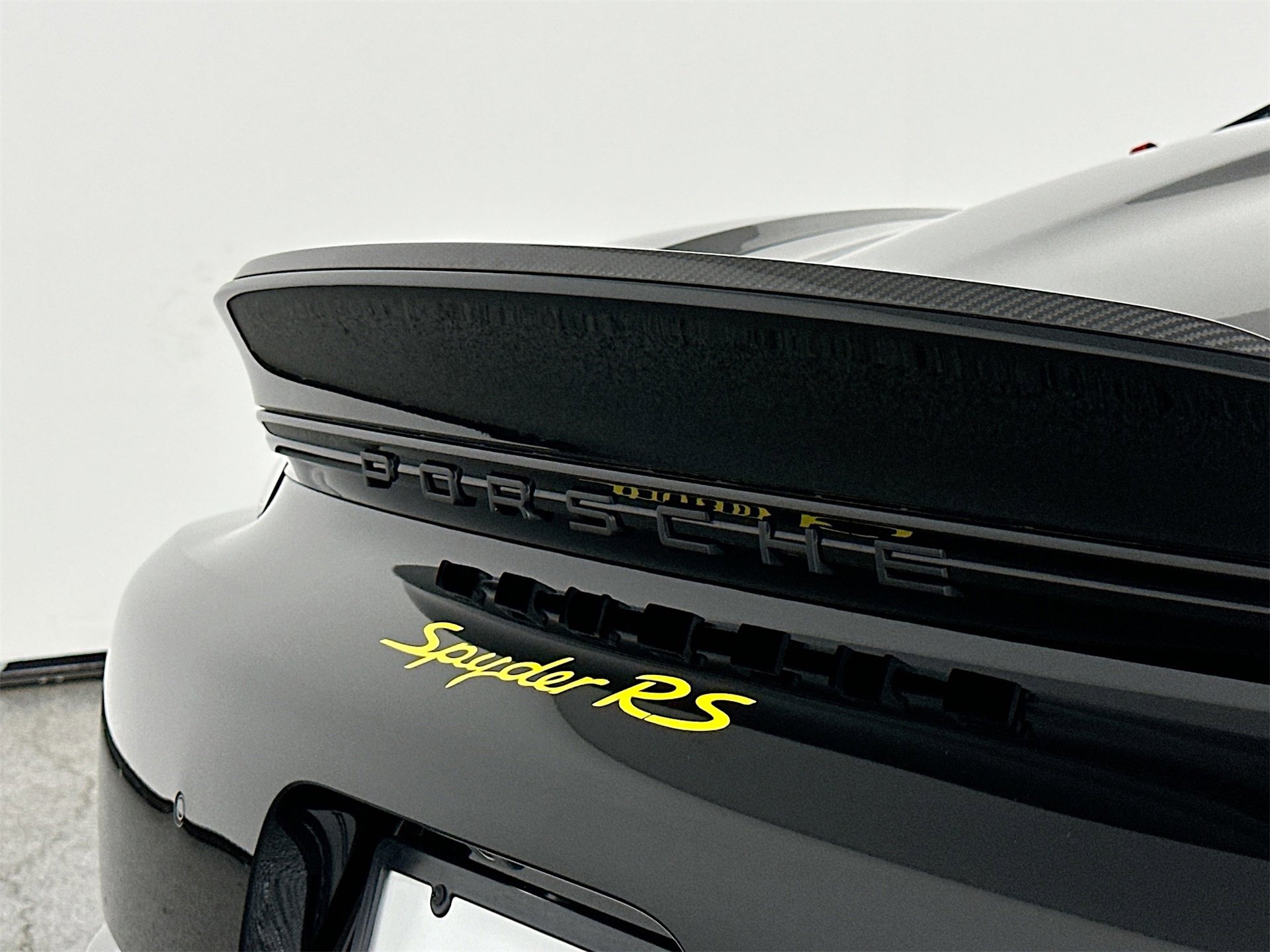 Certified 2025 Porsche 718 Boxster Spyder RS image 17