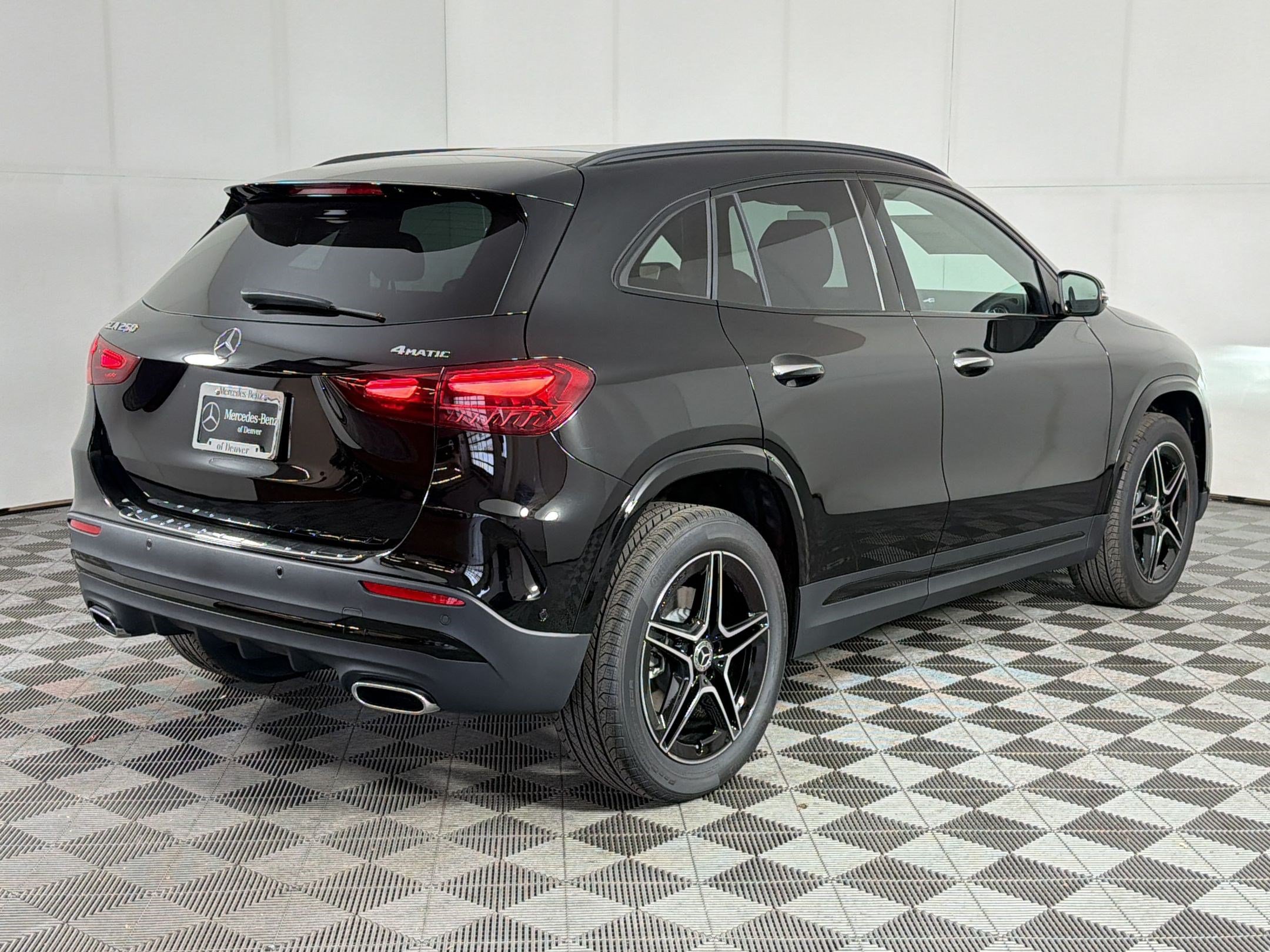 Used 2026 Mercedes-Benz GLA 250 4MATIC image 9