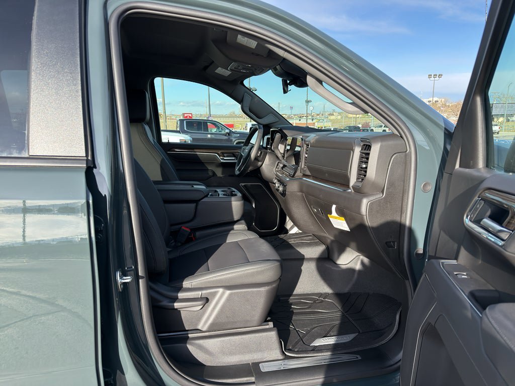 New 2026 Chevrolet Silverado 1500 LT w/ Safety Package AWD/4WD image 10