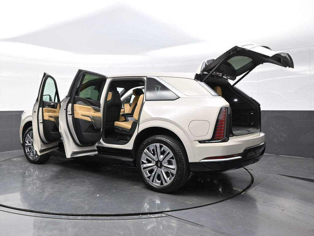 New 2026 Cadillac Escalade IQ Luxury 2 w/ LPO, Radiant Package AWD/4WD image 57