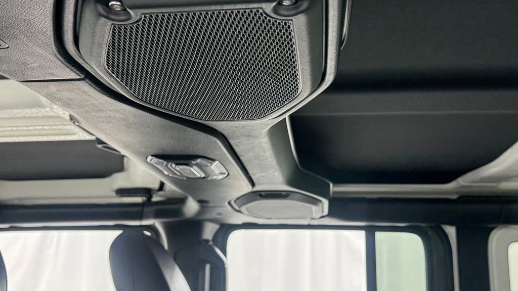 Used 2020 Jeep Wrangler Unlimited Rubicon image 36