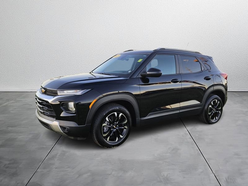 Certified 2023 Chevrolet TrailBlazer LT w/ Convenience Package image 2