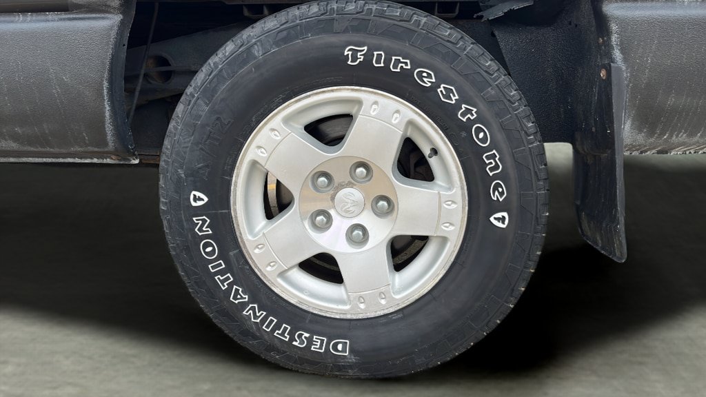 Used 2004 Dodge Ram 1500 Truck SLT w/ Sport Appearance Group AWD/4WD image 18