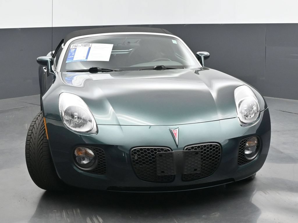 Used 2007 Pontiac Solstice GXP w/ Premium Package RWD image 34