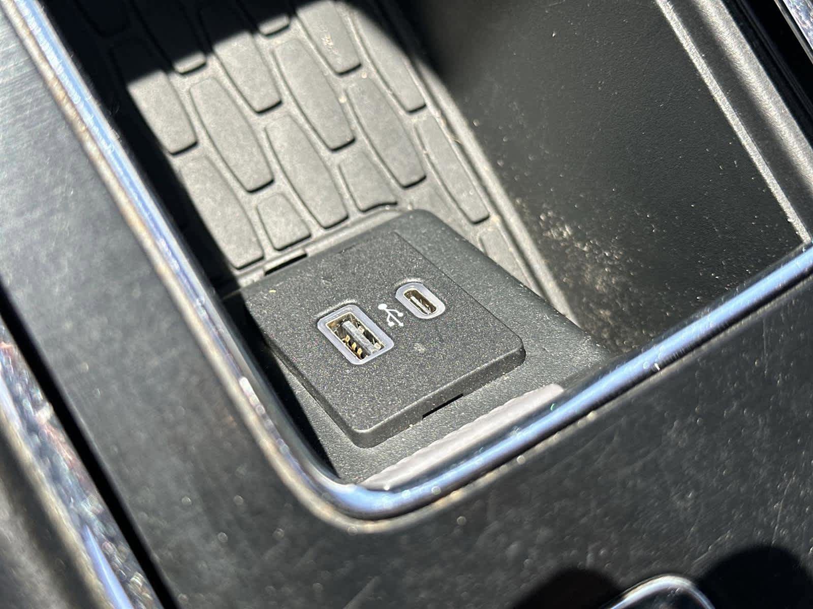 Used 2020 Lincoln Aviator Reserve w/ Equipment Group 201A image 27