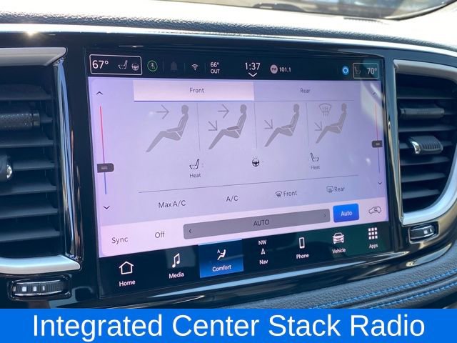 Used 2021 Chrysler Pacifica Touring-L image 13