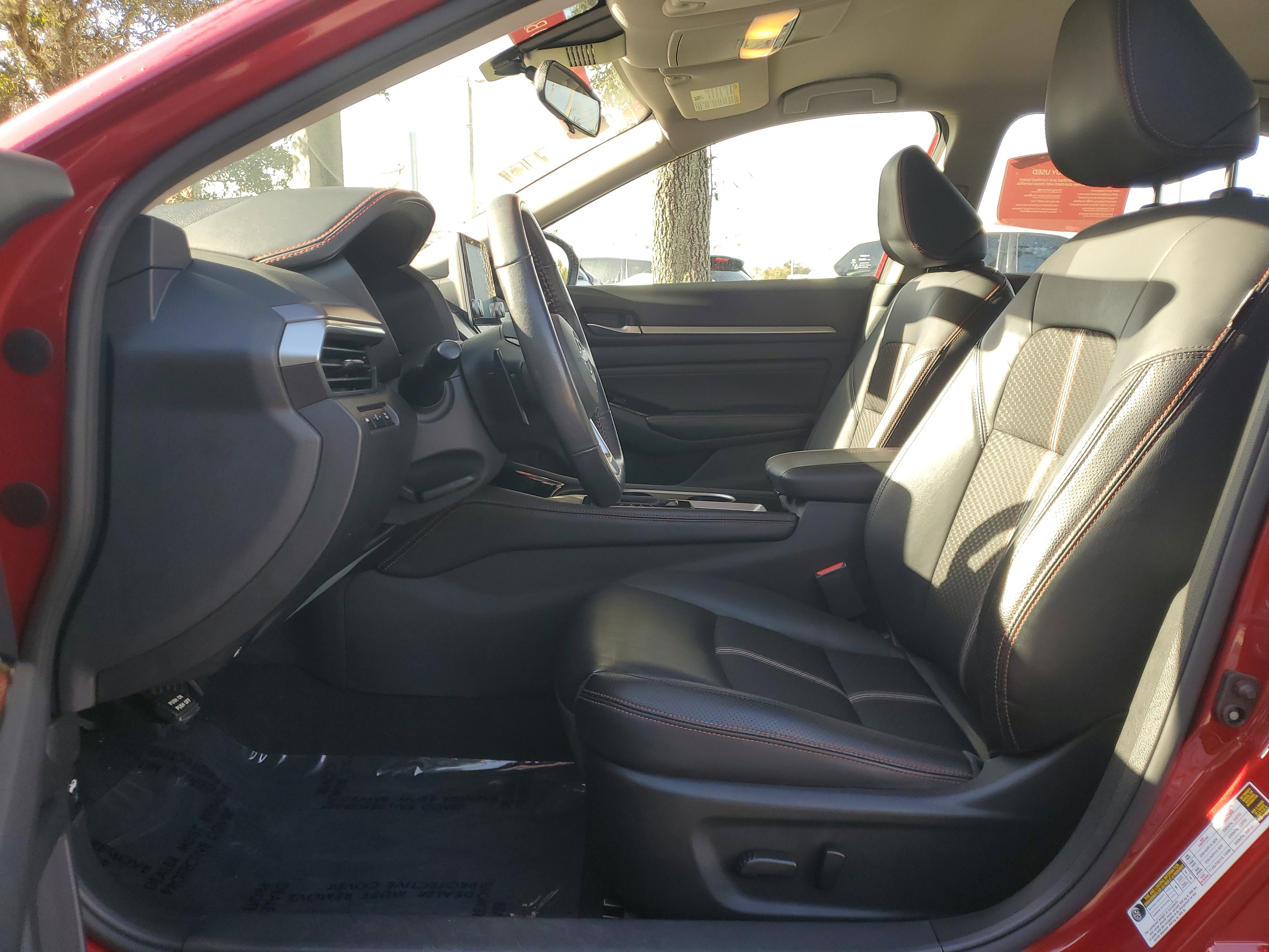 Certified 2023 Nissan Altima 2.5 SR image 12