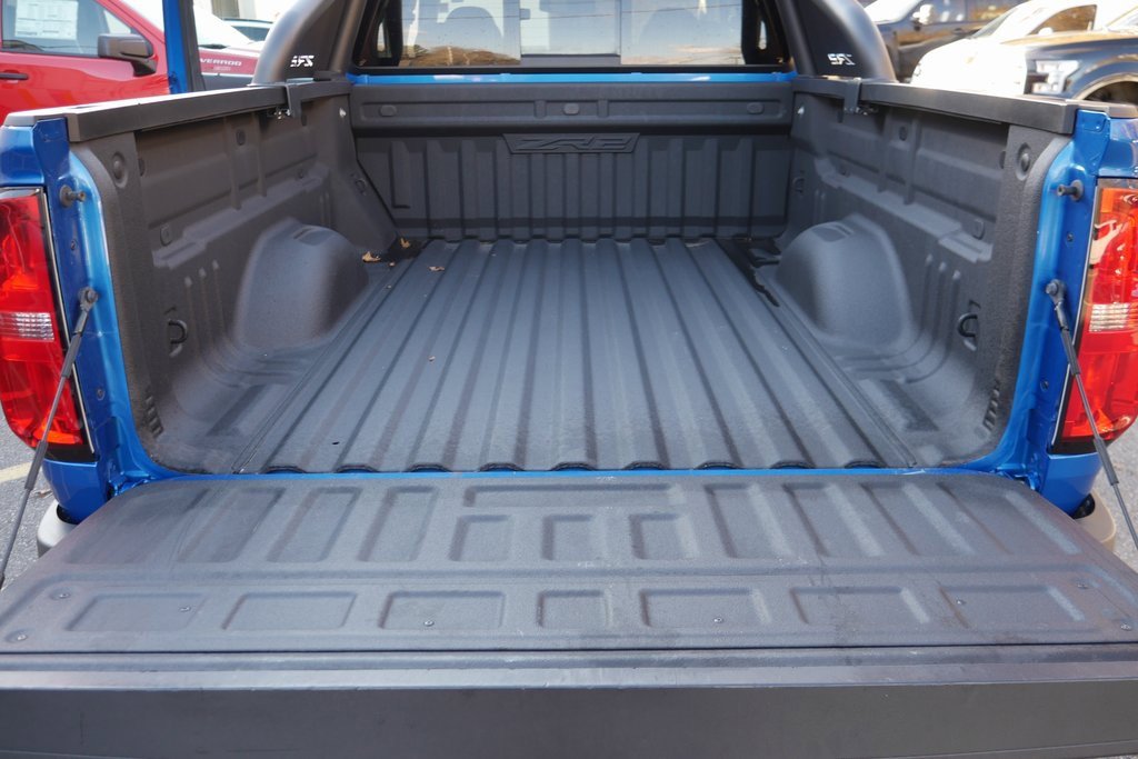 Used 2022 Chevrolet Colorado ZR2 w/ ZR2 Dusk Special Edition image 26