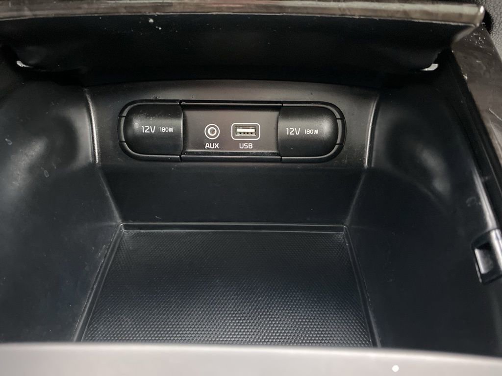 Certified 2018 Kia Sorento EX w/ EX Advanced Touring Package image 32