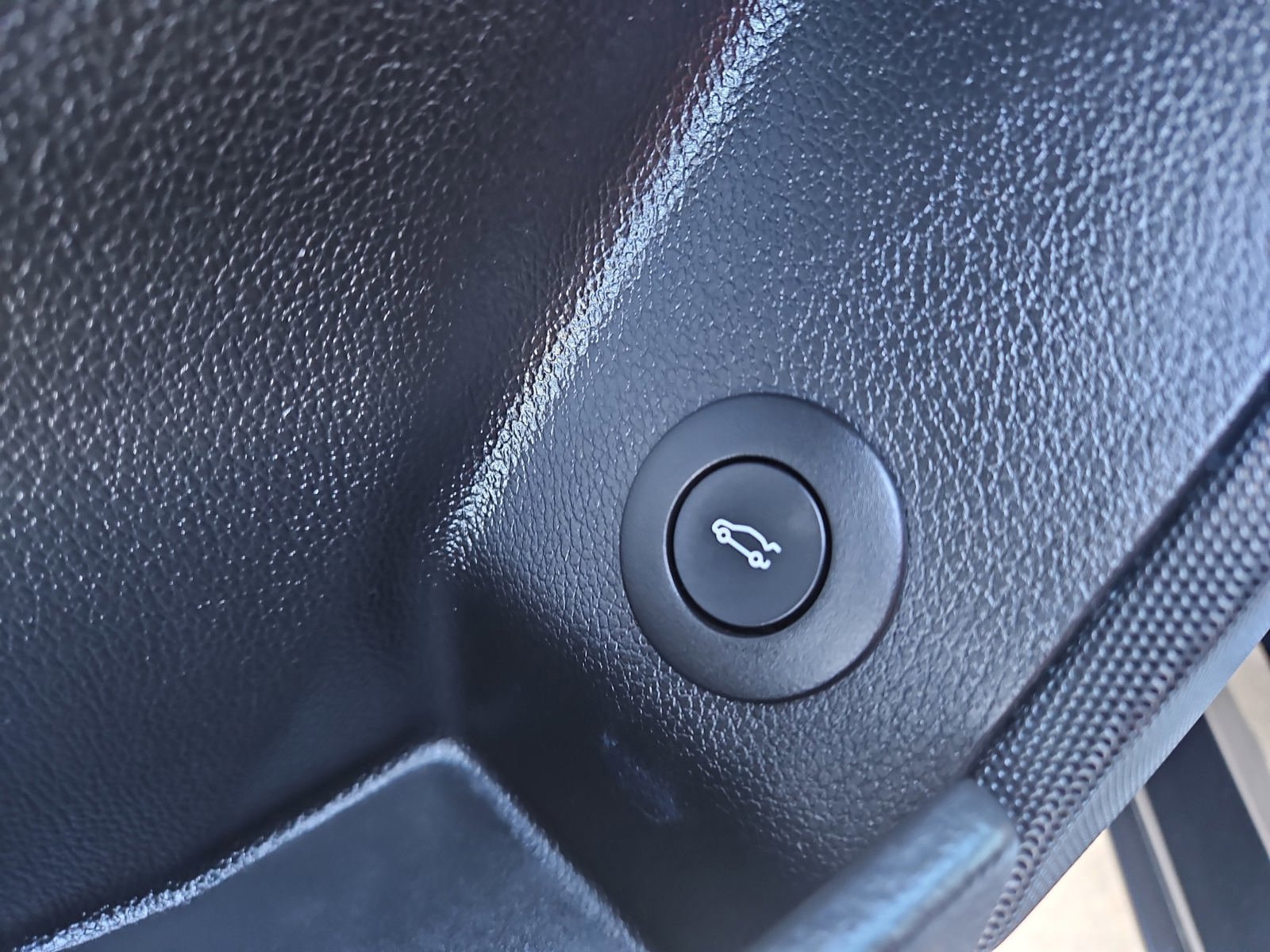 Used 2019 Cadillac XTS Premium Luxury FWD image 17