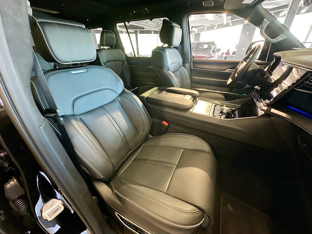 New 2025 Jeep Grand Wagoneer L Series II Obsidian w/ Quick Order Packagew 28T image 34