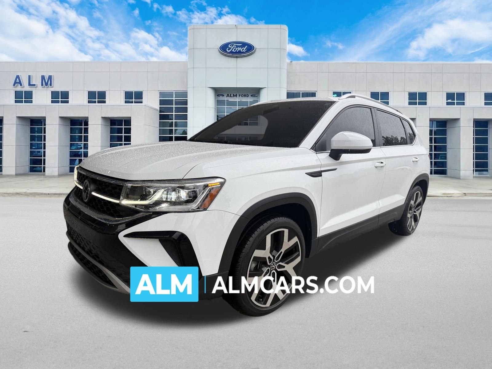 Used 2023 Volkswagen Taos SEL AWD/4WD image 1