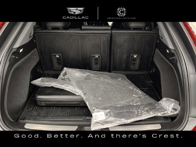 Certified 2025 Cadillac Optiq Sport 2 w/ LPO, Floor Liner Package AWD/4WD image 30
