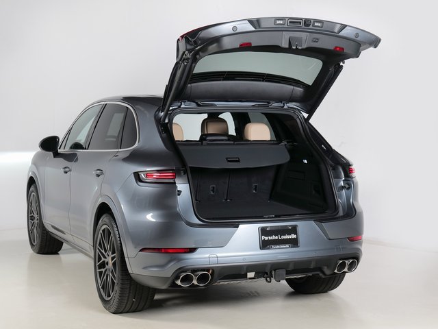 New 2026 Porsche Cayenne S AWD/4WD image 32